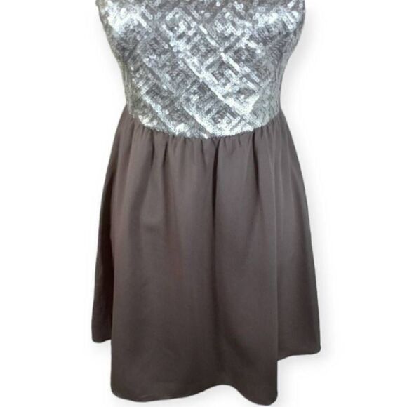 H&M SEQUIN SILVER & GRAY DRESS SZ.10 EUC. - Picture 3 of 6